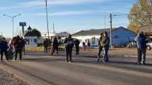 Imagen de Desocupados levantaron los cortes en Neuquén, pero siguen los mineros de Andacollo