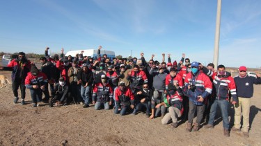 Los trabajadores de la mina levantaron las medidas el viernes, tras firmar un acuerdo con el gobierno. Foto: archivo Oscar Livera.