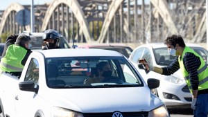 El paso en los puentes entre Neuquén y Río Negro está restringido desde hoy