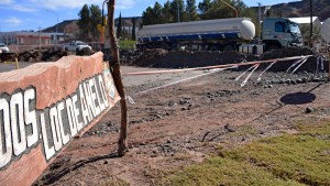 Ciudades petroleras sufren la crisis por partida doble