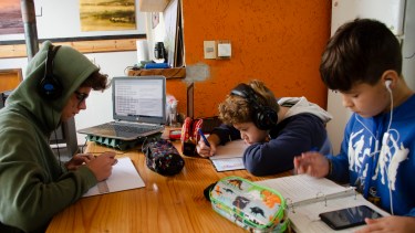 Al igual que las clases, las inscripciones serán virtuales. (Archivo Patricio Rodríguez).-