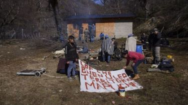 La lof mapuche Buenuleo en 2019 se instaló en un predio al pie del cerro Ventana y posteriormente obtuvo el reconocimiento territorial del INAI. Archivo