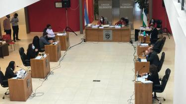 La sesión fue a puertas cerradas, pero en forma presencial