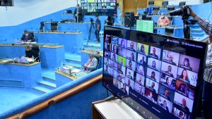 Aval legislativo para el crédito nacional y los municipios participan