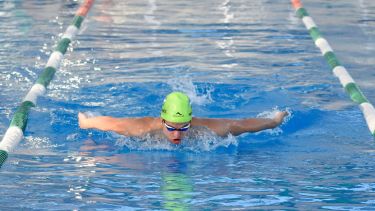 La natación se suma a los deportes permitidos. (Foto: Archivo Florencia Salto)