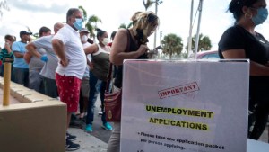 Estados Unidos, entre errores graves y suba de casos