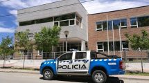 Imagen de El acusado de matar a un joven en Cutral Co sigue prófugo y extendieron la prisión a su hermano