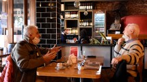 Imagen de Así deben ser las reuniones sociales habilitadas en Neuquén