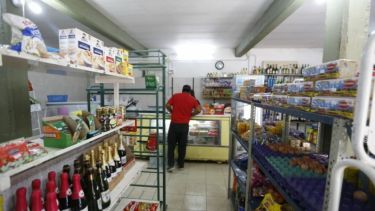 Roca aplica el esquema de salidas por DNI para servicios no esenciales