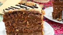 Imagen de ¿Te tienta una torta alfajor de nueces?