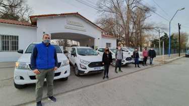 Ayer se reunieron autoridades del IUPA y de hospital, y se hizo efectiva la entrega del equipamiento. (foto: gentileza)
