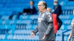 El Leeds de Bielsa empató y se le acercaron en la tabla
