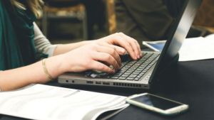 El Gobierno rionegrino asegura que el 73% del personal quedó satisfecho con el teletrabajo