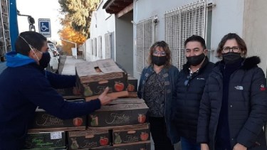 Suman frutas y verduras regionales en los comedores escolares