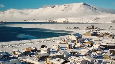 Caviahue y el lago. Foto gentileza de  Roberto Perruelo 
