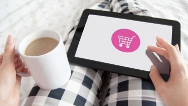 Las compras por internet se dispararon en el país, en medio del aislamiento social.-