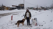 Imagen de Intensas nevadas complican el sábado en Bariloche