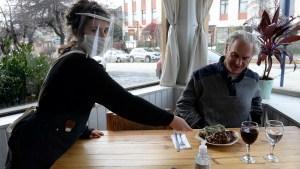 Promocionan la gastronomía de Bariloche