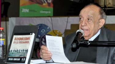 Don Elías Chucair publicó 40 libros y 32 cuadernillos “Ayer Aquí”. Foto. Archivo.
