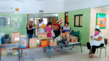 Personal de las distintas áreas educativas trabajó para "mantener las escuelas abiertas". Foto: gentileza.-
