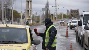 Los controles en los puentes carreteros. Foto: Archivo