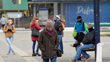 Los domingos no está permitido circular en el conglomerado urbano de Neuquén capital que registra transmisión comunitaria de coronavirus. Foto Florencia Salto.