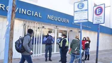 Los últimos casos registrados en trabajadores de la salud fueron en el Castro Rendón. Foto Yamil Regules.
