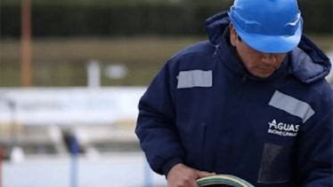 La planta de captación de agua comenzó a normalizar su funcionamiento en Roca.