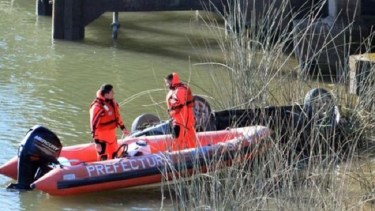 El descubrimiento del auto fue previo a la aparición del cuerpo de Gómez en otro lugar de la ciudad. Foto: Marcelo Ochoa.