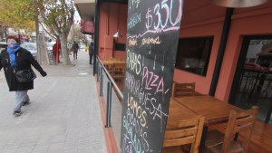 Gastronómicos de Neuquén advierten que no podrán resistir más días sin atención