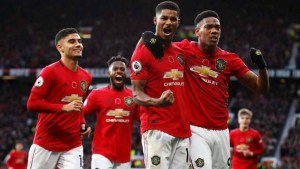 Hoy finaliza la Premier League y quedan resolver los accesos a las copas y el descenso