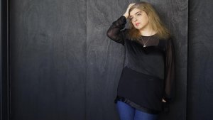 Mariana Enriquez sube al escenario para presentar textos propios
