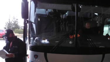 El micro trasladó a 44 personas de Bariloche, El Bolsón y Dina Huapi. Foto: gentileza