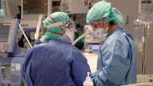 Murieron 153 personas y 6.377 fueron diagnosticadas con coronavirus en el país