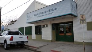 Neuquén: aseguran que no está cerrada la internación del hospital Bouquet Roldán