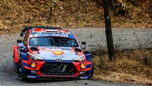 El campeón Tanak ganó un rally en Estonia