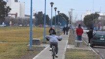 Imagen de Roca extiende el permiso para salidas recreativas, pero los gimnasios deberán esperar más