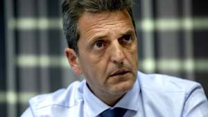 Massa sobre Mascardi: «El Estado tiene que desalojar»