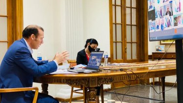 El gobernador indicó que a las 11.30 comenzaba la reunión del comité de emergencia para definir la nueva etapa de cuarentena. Foto: archivo Twitter OmarGutierrezOk