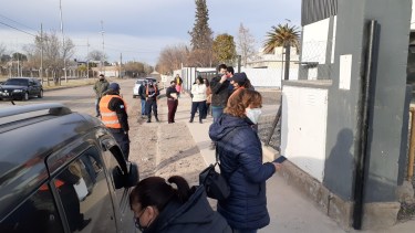 Familias recibieron hoy las llaves de sus casas en Godoy.