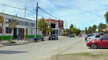 El municipio de Godoy estableció multas para quienes incumplan con las nuevas restricciones dispuestas. (Foto Néstor Salas)