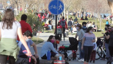El domingo aumentarán los controles en Neuquén  capital, para reducir la circulación. 