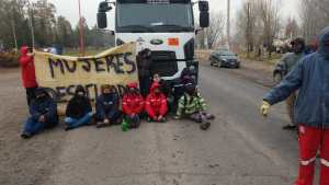 Desocupados despejaron la Ruta 7 en El Chañar porque no los reprimieron