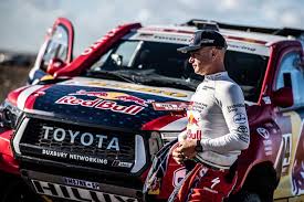 De Villiers probó con Toyota pensando en el Dakar