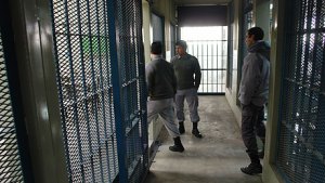 Investigan el hallazgo de un boquete en el Penal 2 de Roca