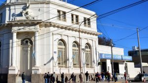 A partir del lunes, los bancos volverán a atender sin turno