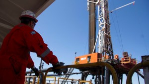 Sueldos petroleros en cuotas: San Antonio podría prorrogar deuda con la AFIP