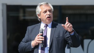 Fernández a las fuerzas de seguridad: «Nunca olviden que estamos en un estado de derecho»