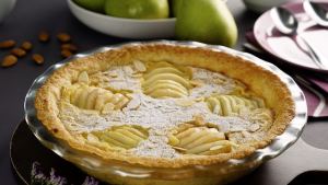 Tarta de peras y almendras