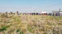 Imagen de Viedma: adjudicatarios de lotes de APEL marcharon en reclamo de soluciones